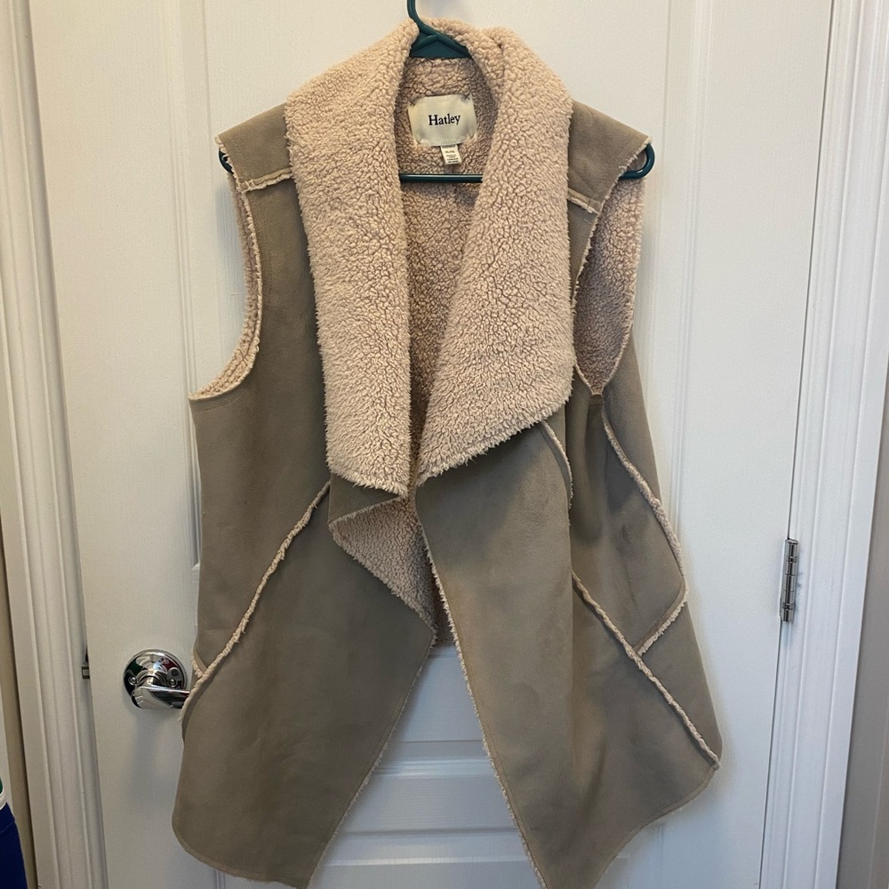 Sweater Vest